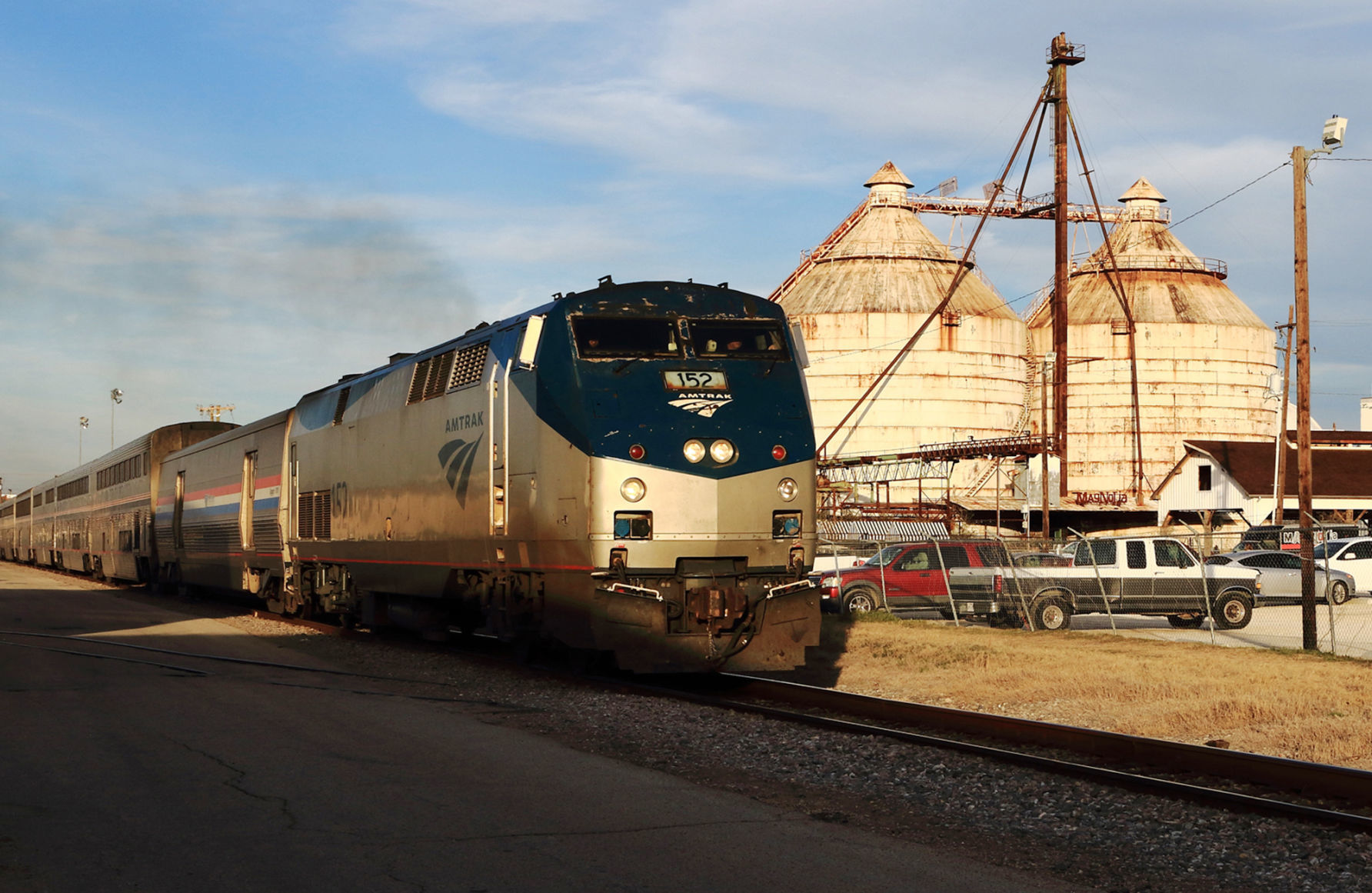 Train photographers